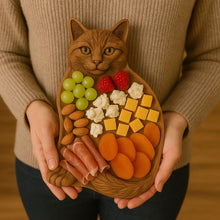 Lade das Bild in den Galerie-Viewer, Holz-Genussplatte in Katzenform