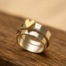 Lade das Bild in den Galerie-Viewer, Vintage-Ring – Herzgold trifft Silberglanz