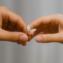 Lade das Bild in den Galerie-Viewer, Vintage-Floral-Ring – Goldenes Blütenpoem