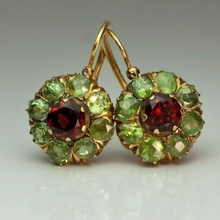 Lade das Bild in den Galerie-Viewer, Vintage Crystal Glanzohrringe